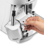 DeLonghi Magnifica S Αυτόματη Μηχανή Espresso 1450W Πίεσης 15bar με Μύλο Άλεσης Λευκή Ecam 21.117.W